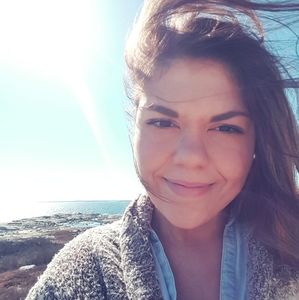 Meet your Posher, Nadia